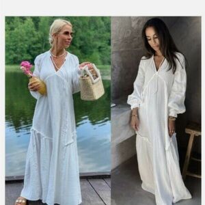 Elegant White Maxi Dress